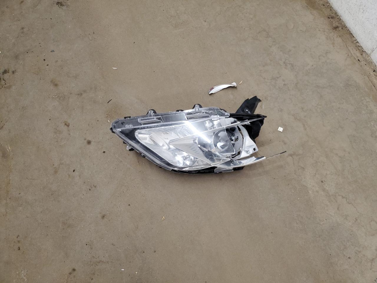 2013 Toyota Sienna VIN 5TDKK3DC2DS307116 Copart auction photo, front end damage thumbnail 13