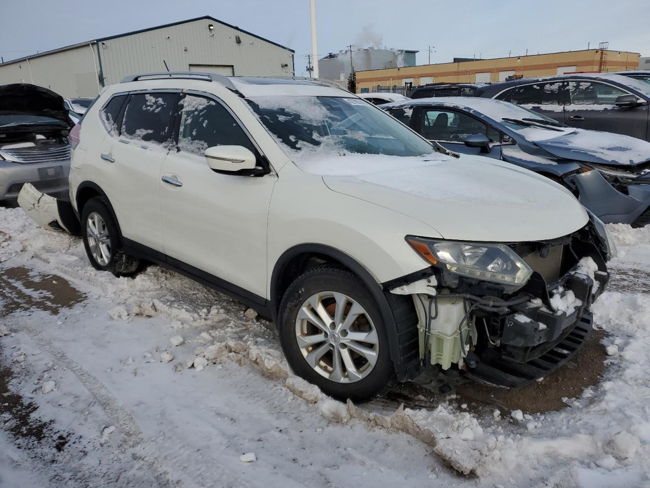 2015 Nissan Rogue VIN 5N1AT2MT7FC755211 Copart auction photo, front end / side damage thumbnail 4