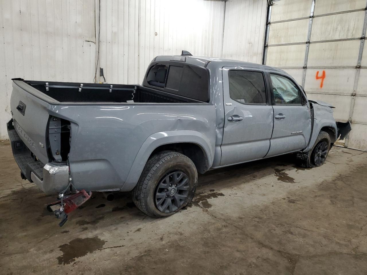 2020 Toyota Tacoma VIN 3TMCZ5AN3LM340853 Copart auction photo, rollover damage thumbnail 3
