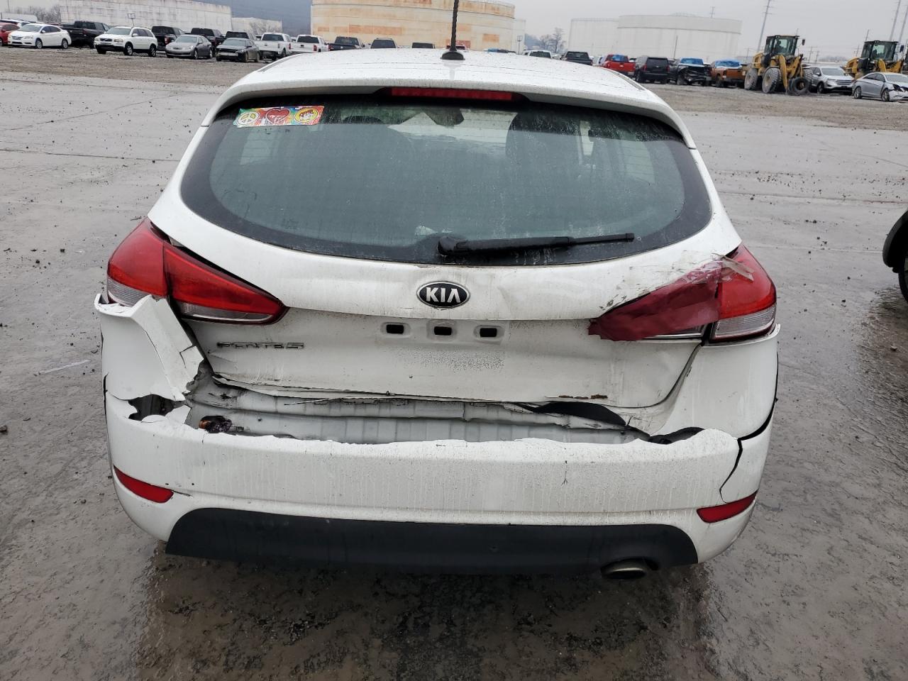 2017 KIA Forte VIN KNAFK5A82H5706873 Copart auction photo, burn - engine / burn - interior damage thumbnail 6