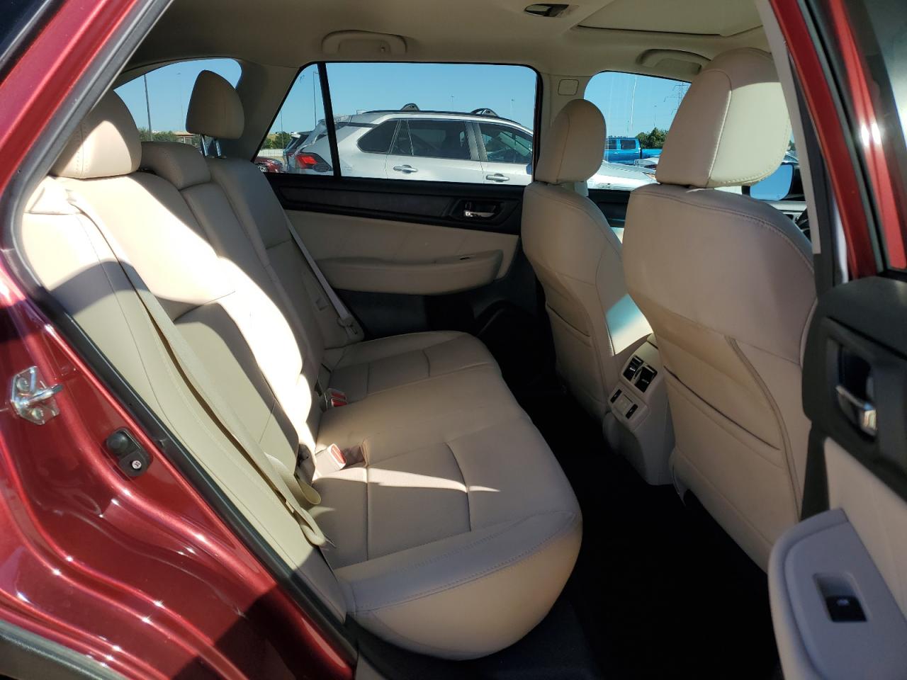 2019 Subaru Outback VIN 4S4BSANC3K3254343 Copart auction photo, hail / minor dent/scratches damage thumbnail 11