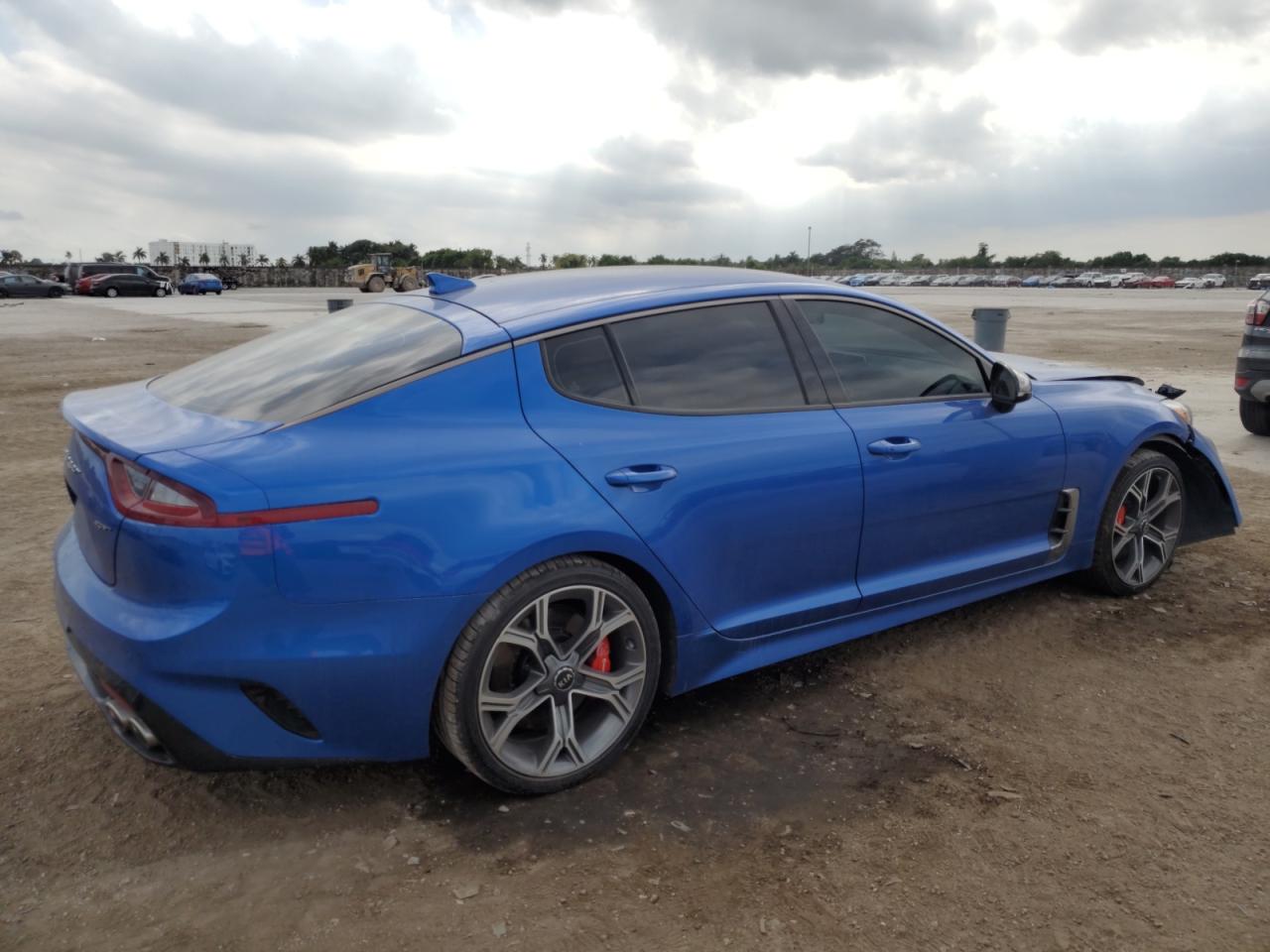 2020 KIA Stinger VIN KNAE35LC6L6079608 Copart auction photo, front end / minor dent/scratches damage thumbnail 3