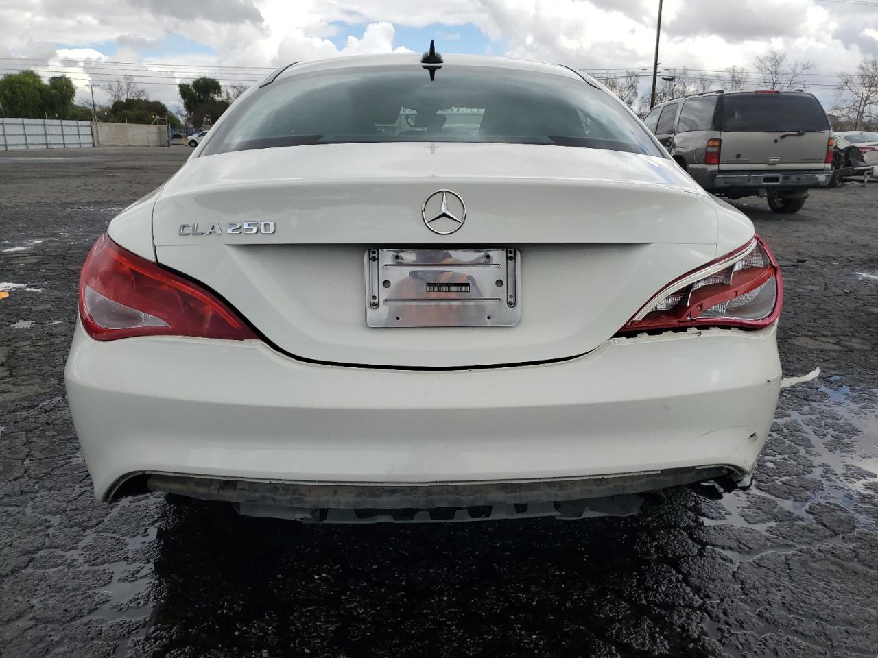 2018 Mercedes-Benz CLA-klasse VIN WDDSJ4EB9JN591611 Copart auction photo, rear end damage thumbnail 6
