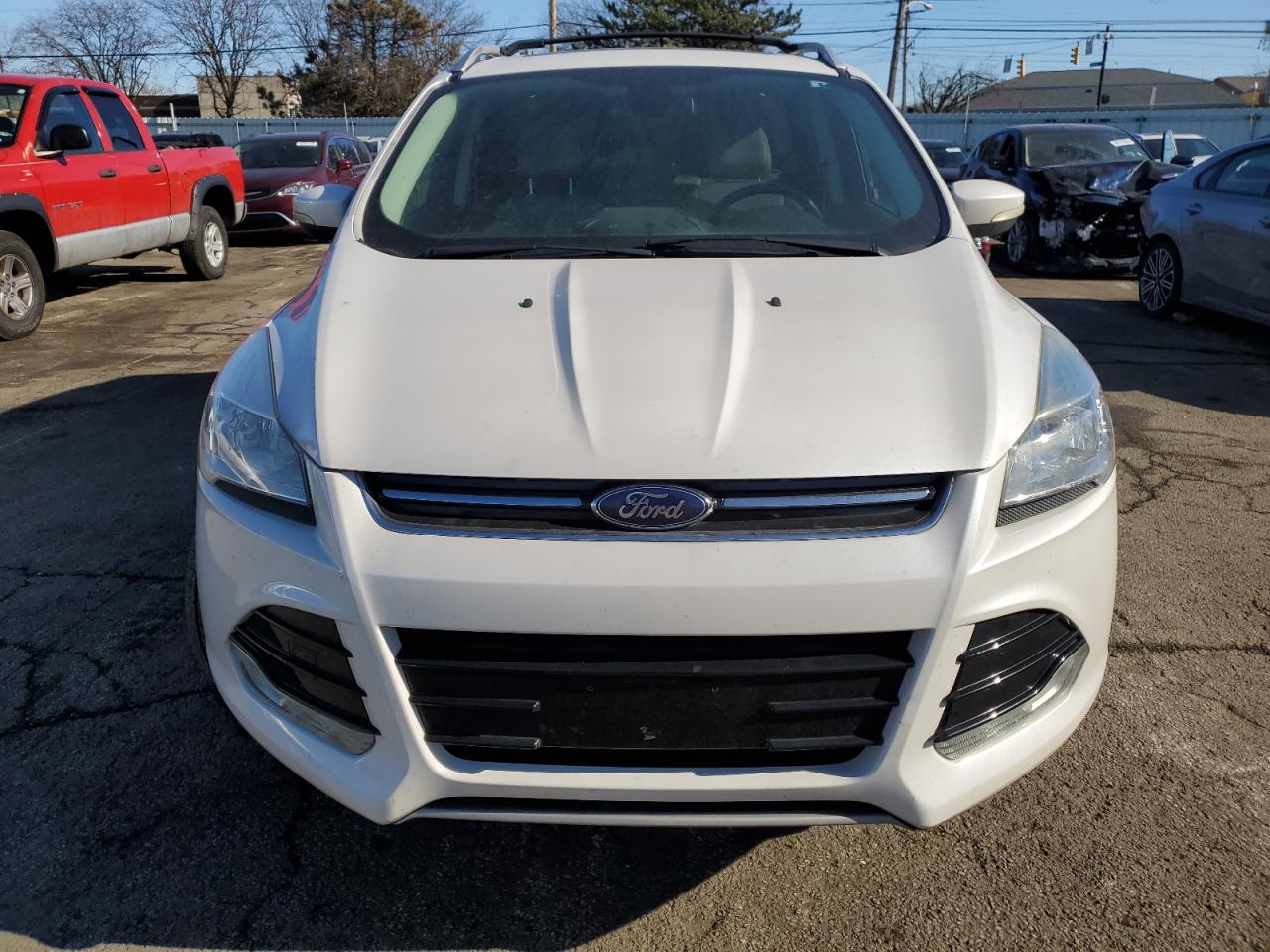 2015 Ford Escape VIN 1FMCU9J9XFUA66779 Copart auction photo, rear end damage thumbnail 5