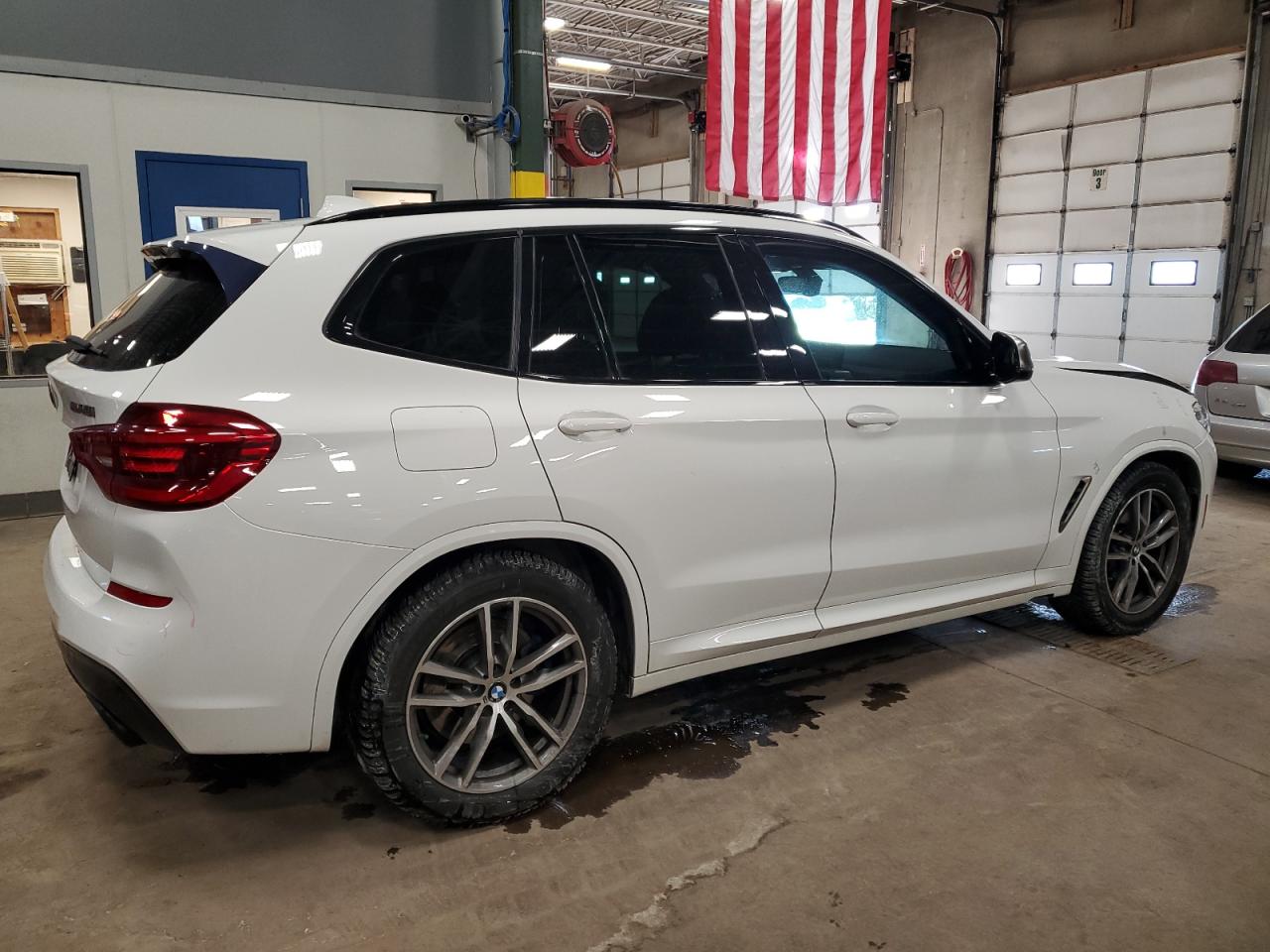 2018 BMW X3 VIN 5UXTS3C54J0Y95962 Copart auction photo, front end damage thumbnail 3