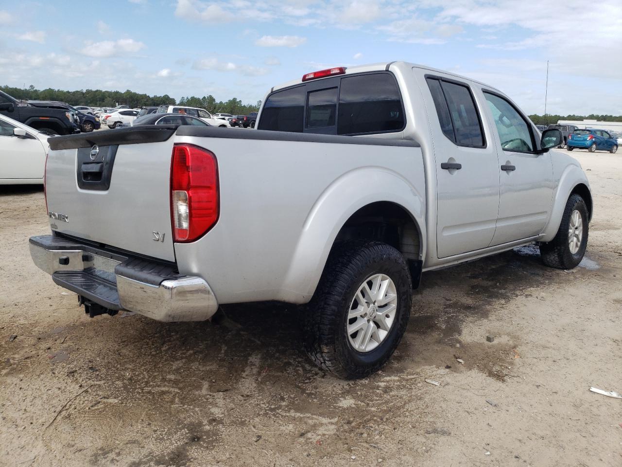 2018 Nissan Navara (Frontier) VIN 1N6AD0ER5JN740306 Copart auction photo, undercarriage / front end damage thumbnail 3