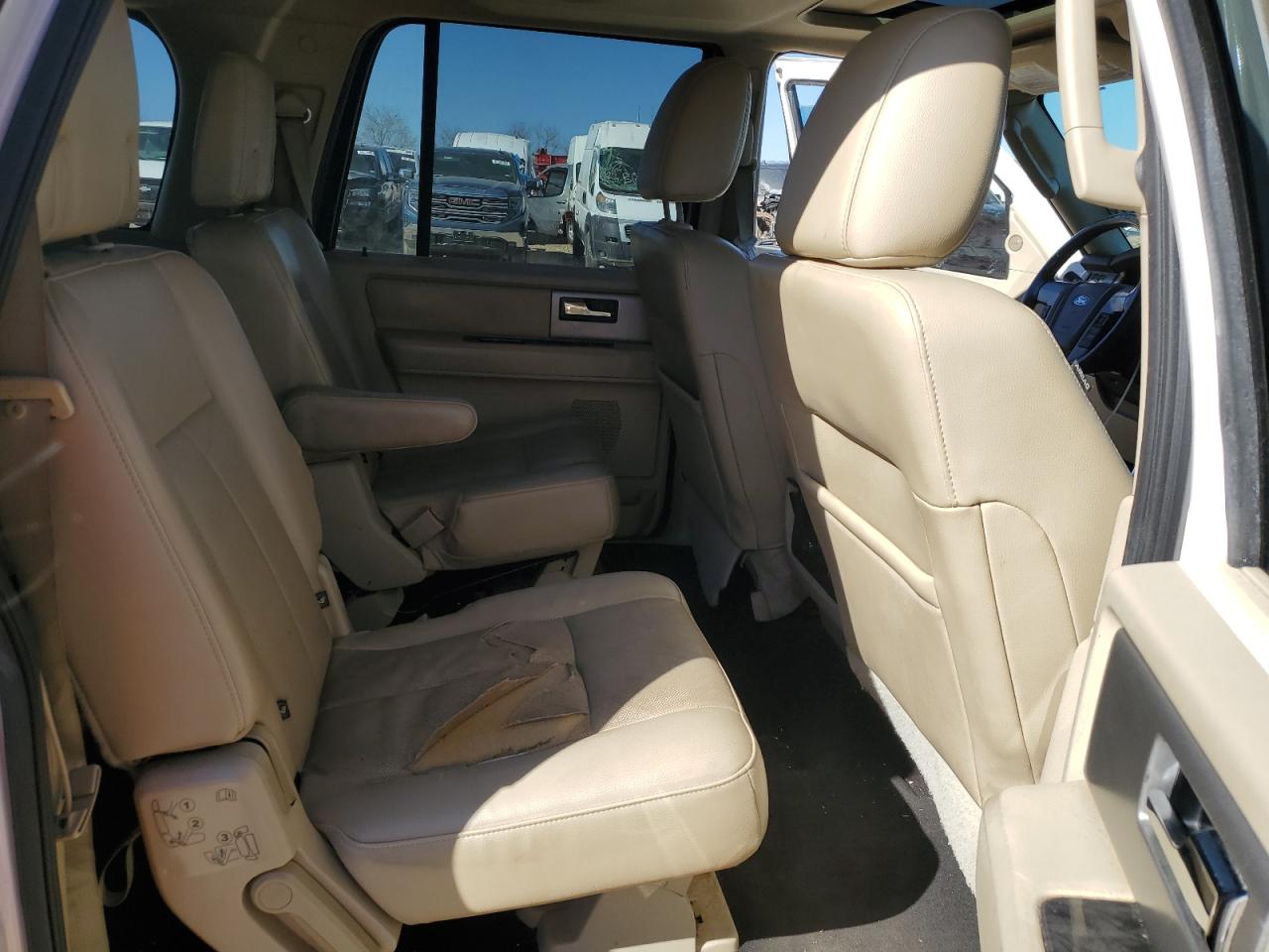 2015 Ford Expedition VIN 1FMJK1KTXFEF14263 Copart auction photo, front end / minor dent/scratches damage thumbnail 10