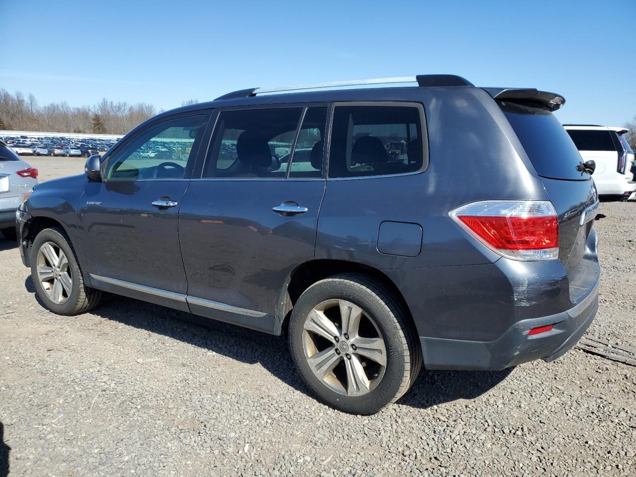 2012 Toyota Highlander VIN 5TDDK3EH7CS101758 Copart auction photo, side / front end damage thumbnail 2