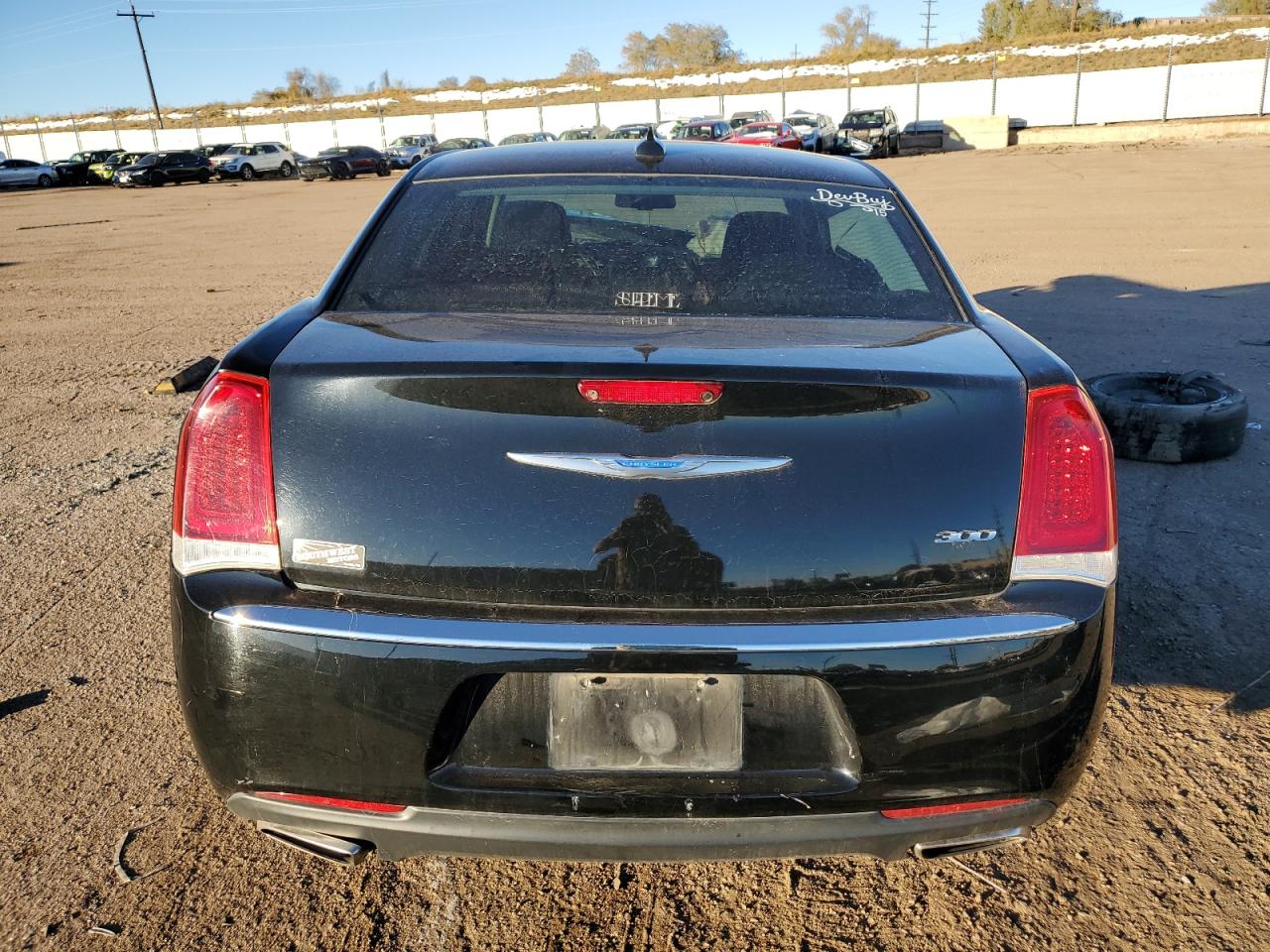 2018 Chrysler 300 VIN 2C3CCAAG1JH320886 Copart auction photo, front end / side damage thumbnail 6