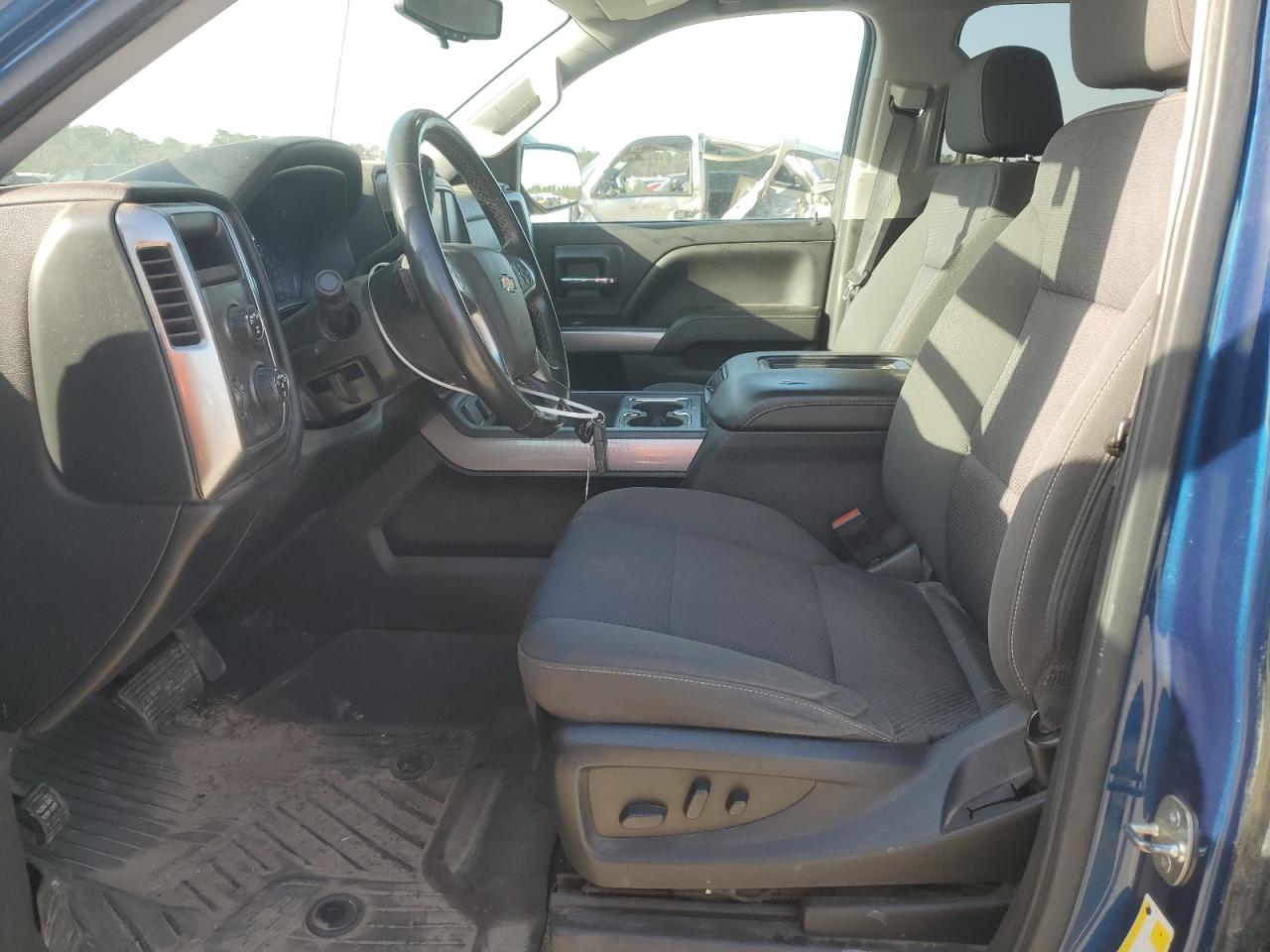 2018 Chevrolet Silverado VIN 3GCUKREC3JG509130 Copart auction photo, frame damage / minor dent/scratches damage thumbnail 7