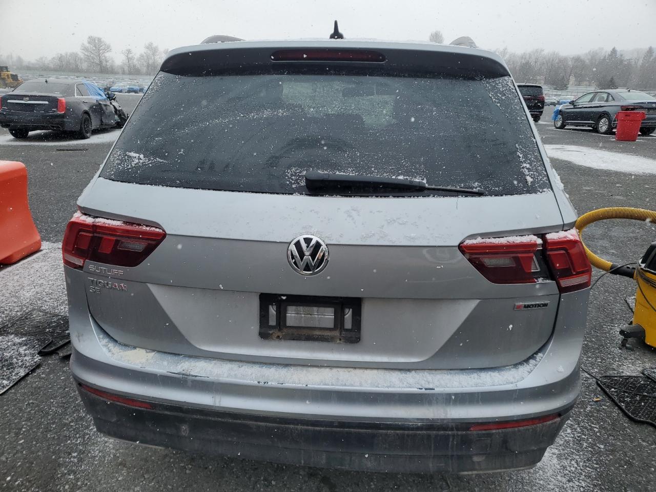 2019 Volkswagen Tiguan VIN 3VV2B7AX4KM196825 Copart auction photo, front end damage thumbnail 6
