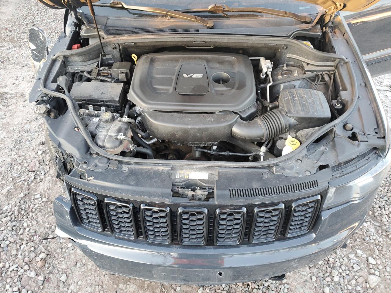 2018 Jeep Grand Cherokee VIN 1C4RJFAG3JC406132 Copart auction photo, front end / side damage thumbnail 12