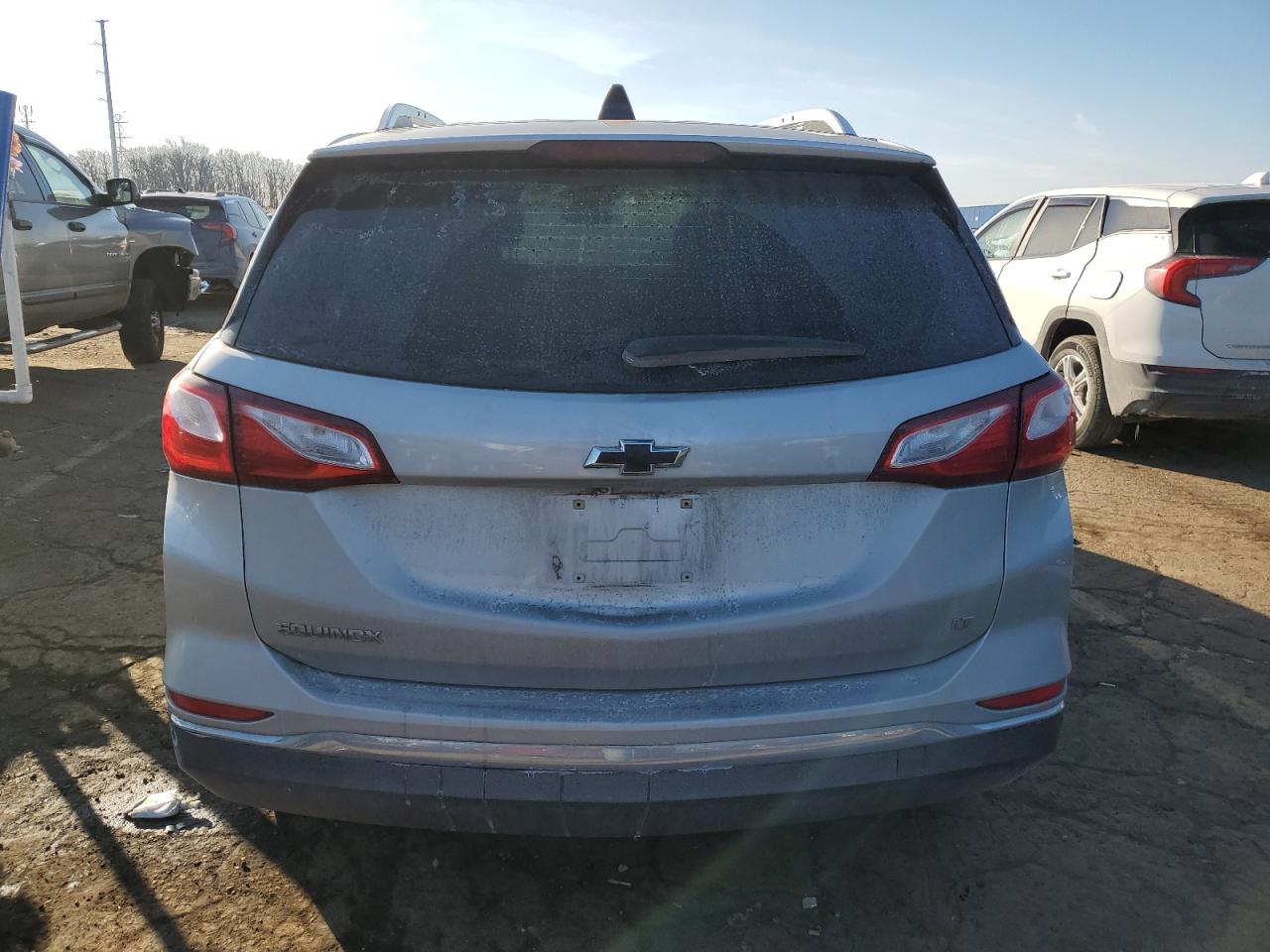 2018 Chevrolet Equinox VIN 2GNAXJEV2J6251306 Copart auction photo, front end / mechanical damage thumbnail 6