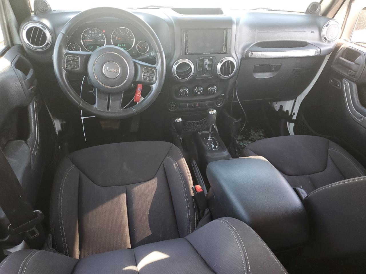2013 Jeep Wrangler VIN 1C4BJWEG5DL610382 Copart auction photo, vandalism / minor dent/scratches damage thumbnail 8