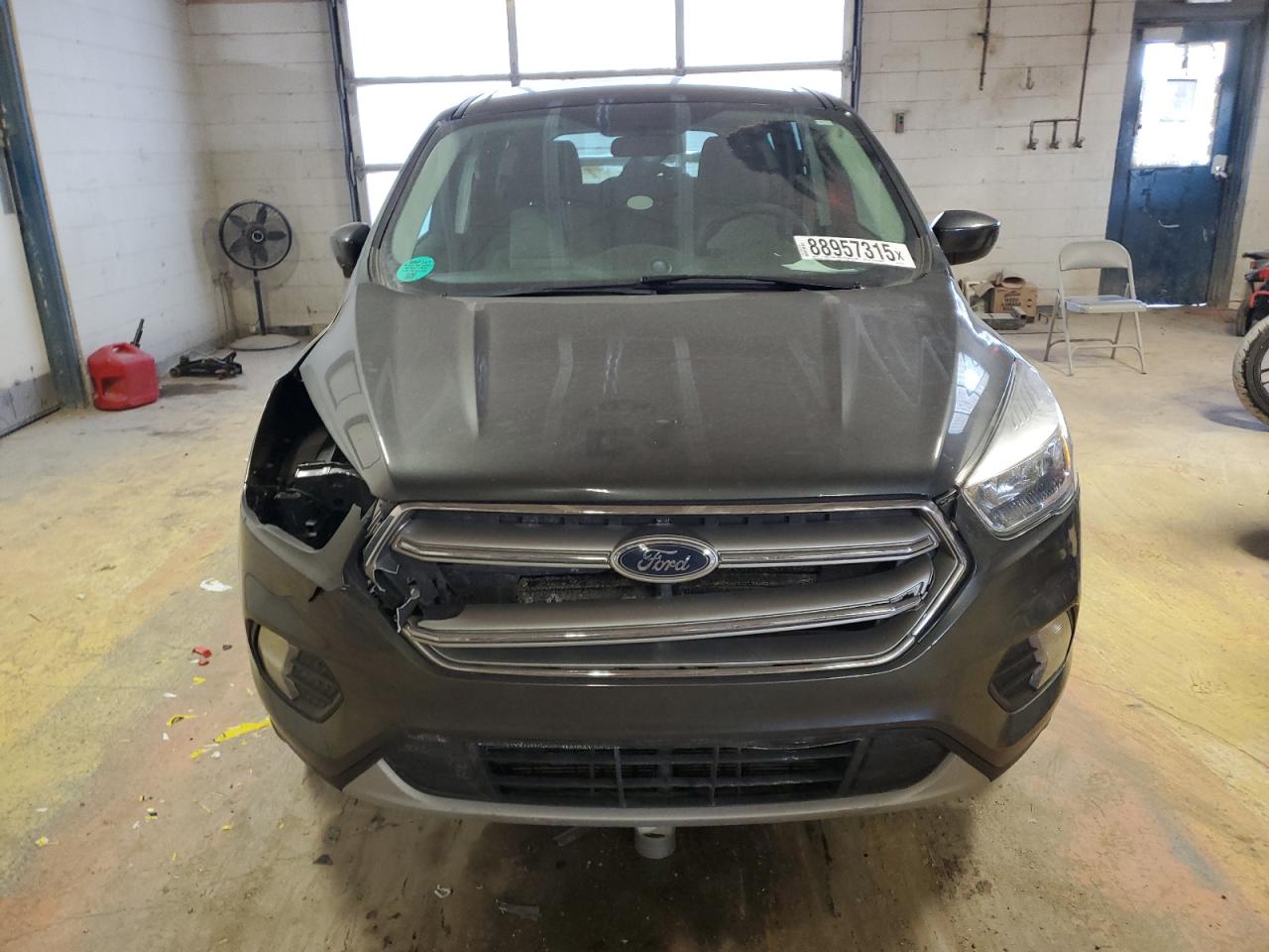 2017 Ford Escape VIN 1FMCU0GD9HUE44178 Copart auction photo, front end / minor dent/scratches damage thumbnail 5