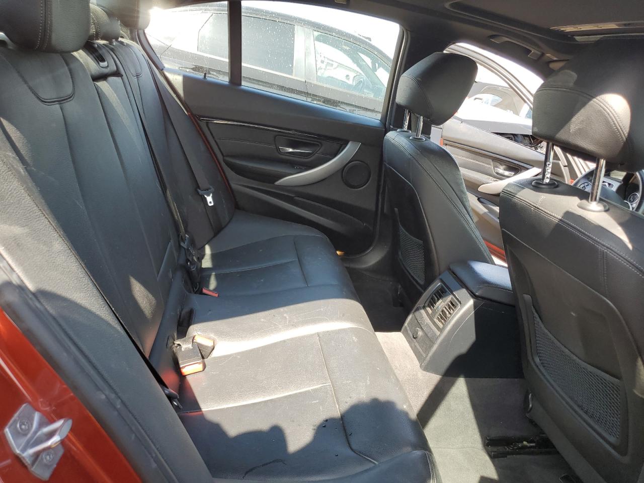 2018 BMW 3er VIN WBA8B9G50JNU58142 Copart auction photo, front end / side damage thumbnail 10