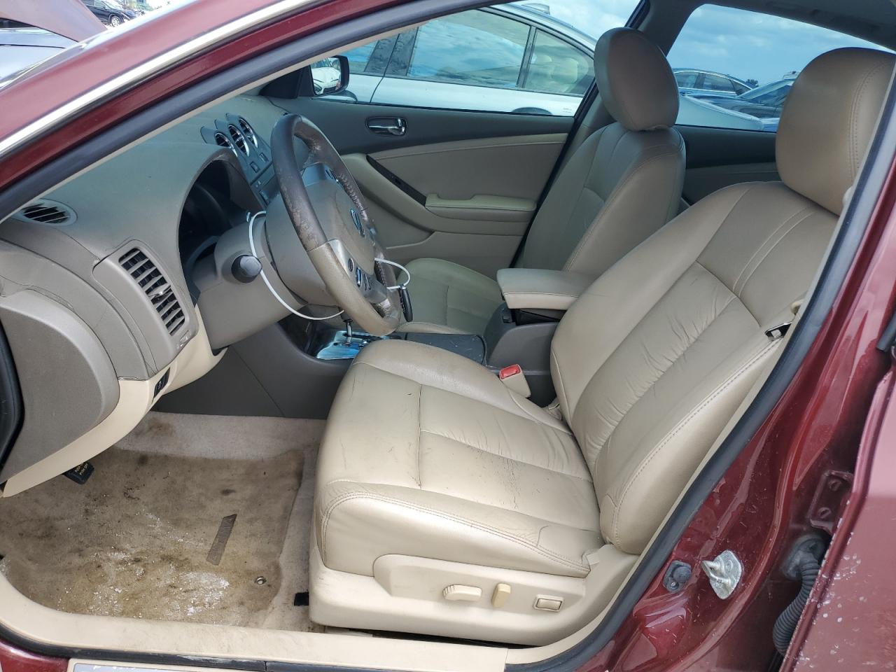 2012 Nissan Altima VIN 1N4AL2AP8CC180517 Copart auction photo, front end / minor dent/scratches damage thumbnail 7