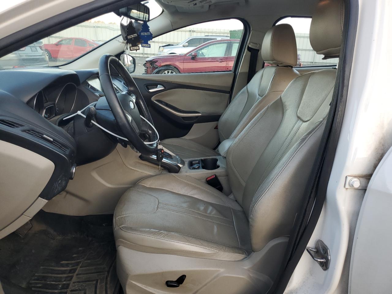 2012 Ford Focus VIN 1FAHP3H29CL445304 Copart auction photo, front end / minor dent/scratches damage thumbnail 7
