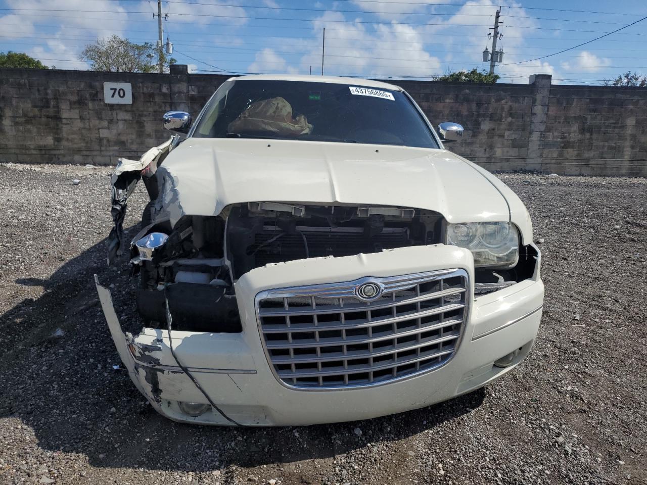 2008 Chrysler 300 VIN 2C3KA63H18H130049 Copart auction photo, front end damage thumbnail 5