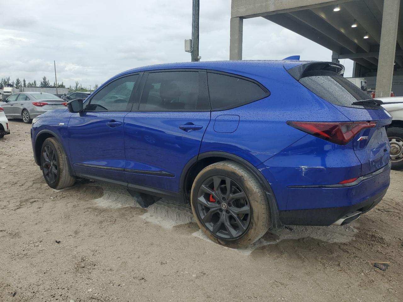 2022 Acura MDX VIN 5J8YE1H05NL047143 Copart auction photo, side / minor dent/scratches damage thumbnail 2
