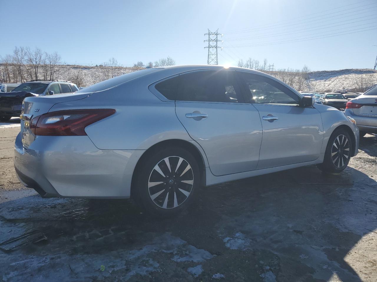 2018 Nissan Altima VIN 1N4AL3APXJC262641 Copart auction photo, side / front end damage thumbnail 3