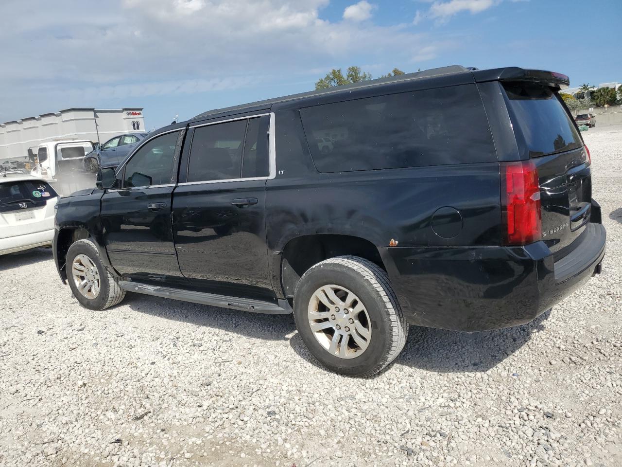 2018 Chevrolet Suburban VIN 1GNSCHKC0JR207885 Copart auction photo, front end damage thumbnail 2