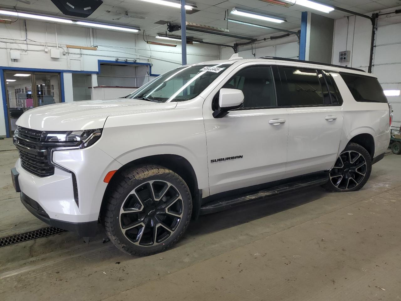 2022 Chevrolet Suburban VIN 1GNSKEKD4NR341895