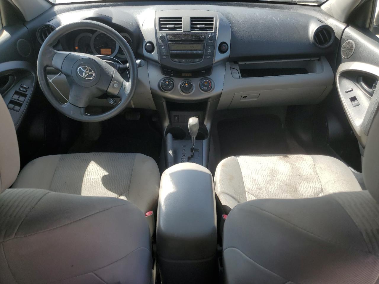 2010 Toyota RAV 4 VIN JTMZF4DV4AD019843 Copart auction photo, minor dent/scratches damage thumbnail 8