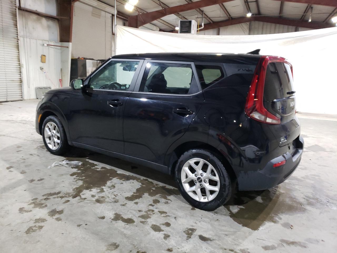 2022 KIA Soul VIN KNDJ23AUXN7177512 Copart auction photo, normal wear / minor dent/scratches damage thumbnail 2