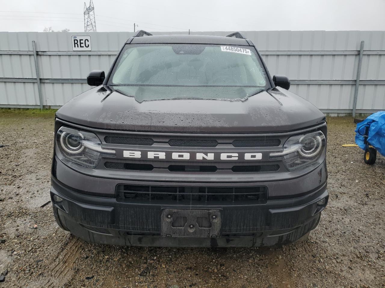 2021 Ford Bronco VIN 3FMCR9B69MRB04593 Copart auction photo, front end / side damage thumbnail 5