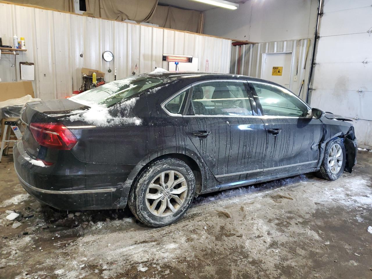 2017 Volkswagen Passat VIN 1VWAT7A32HC063377 Copart auction photo, front end / side damage thumbnail 3