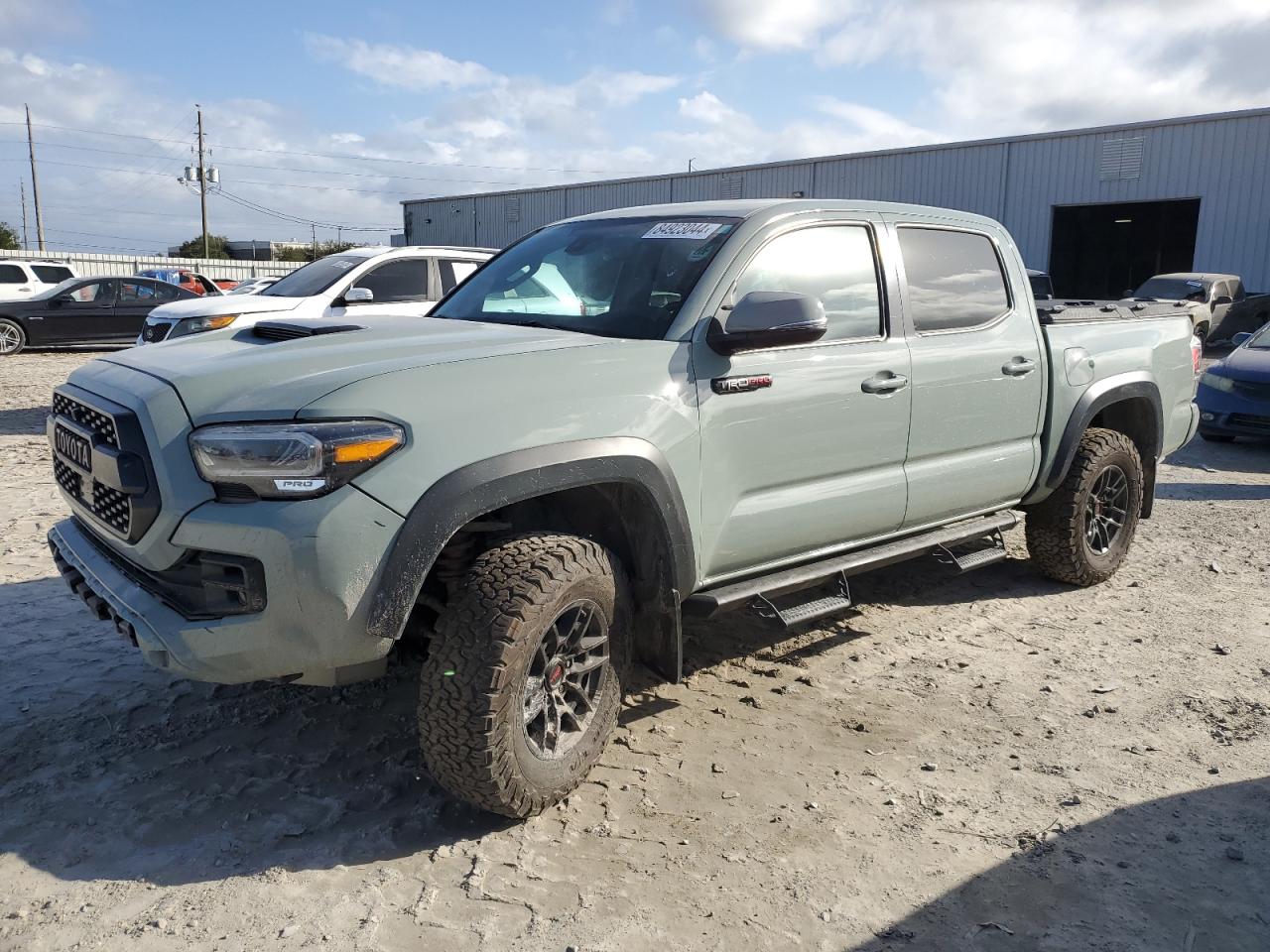 2021 Toyota Tacoma VIN 5TFCZ5AN9MX255933