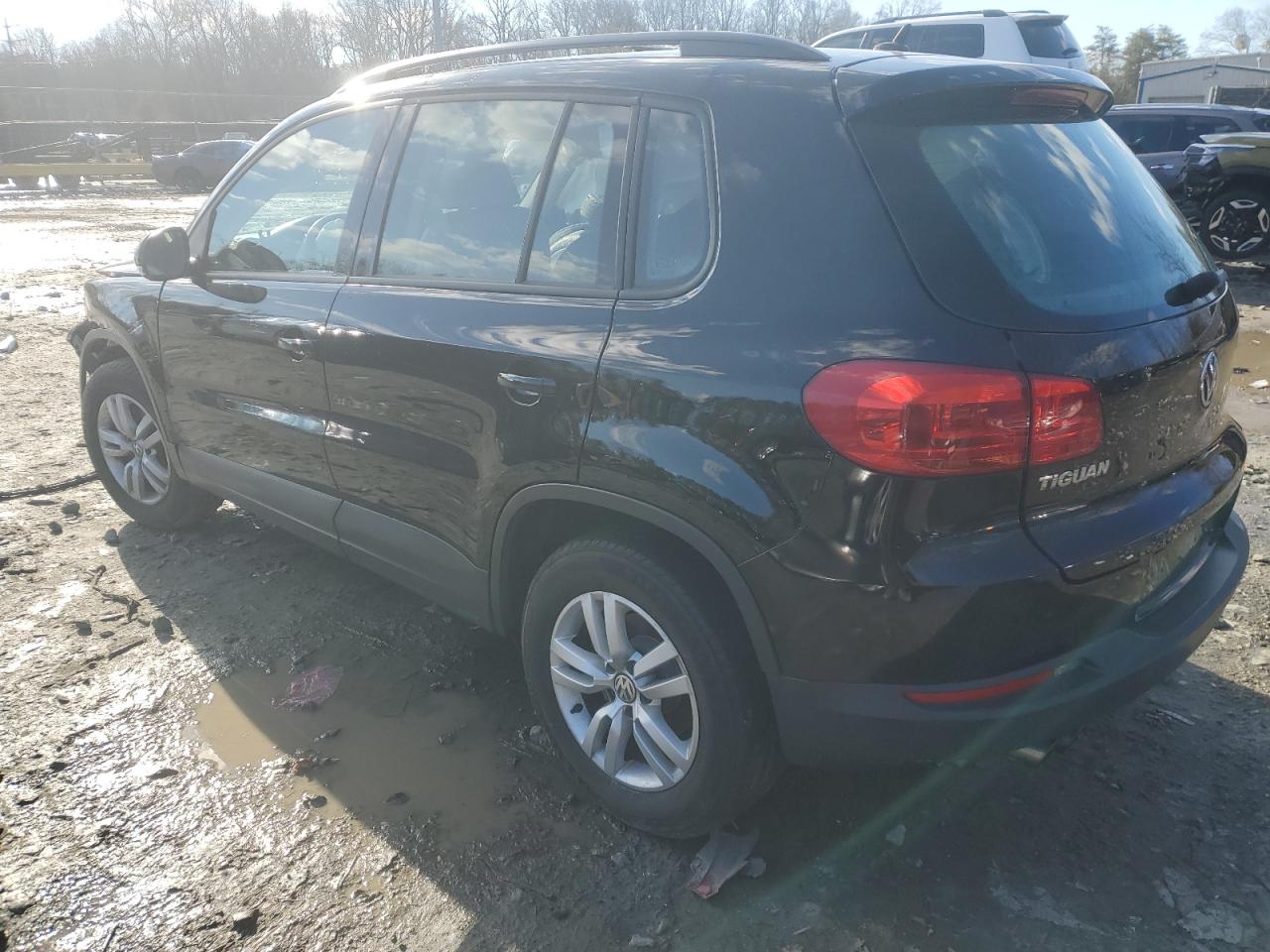 2016 Volkswagen Tiguan VIN WVGAV7AX2GW605845 Copart auction photo, front end / mechanical damage thumbnail 2