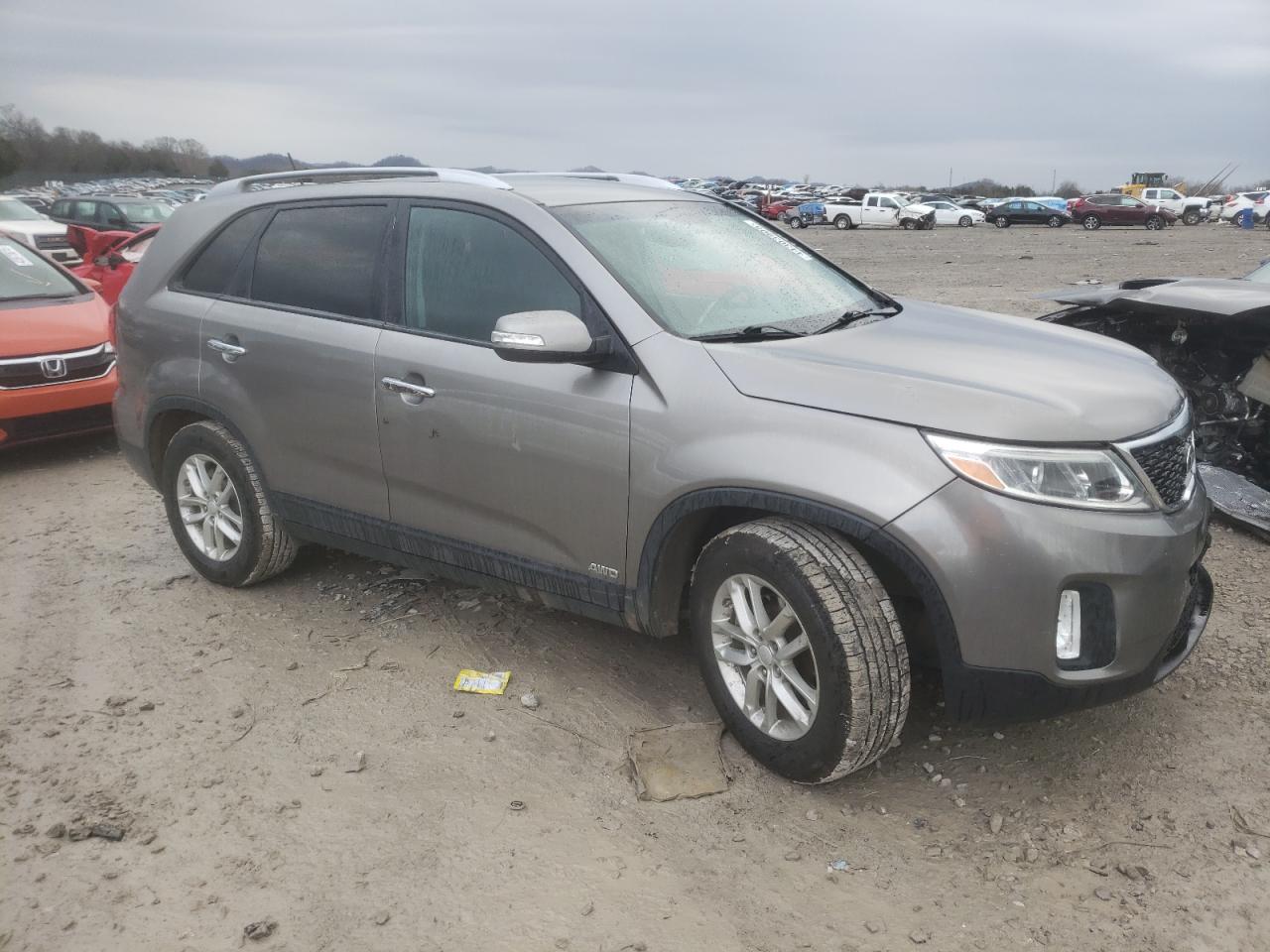 2014 KIA Sorento VIN 5XYKTCA63EG488737 Copart auction photo, front end damage thumbnail 4