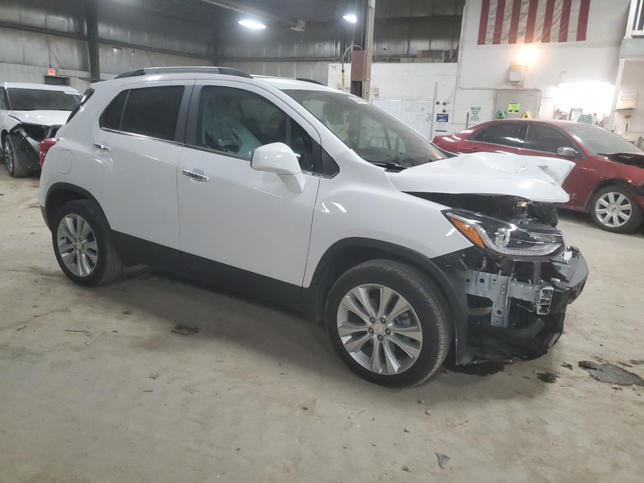2020 Chevrolet Trax VIN 3GNCJRSB0LL214630 Copart auction photo, front end / side damage thumbnail 4