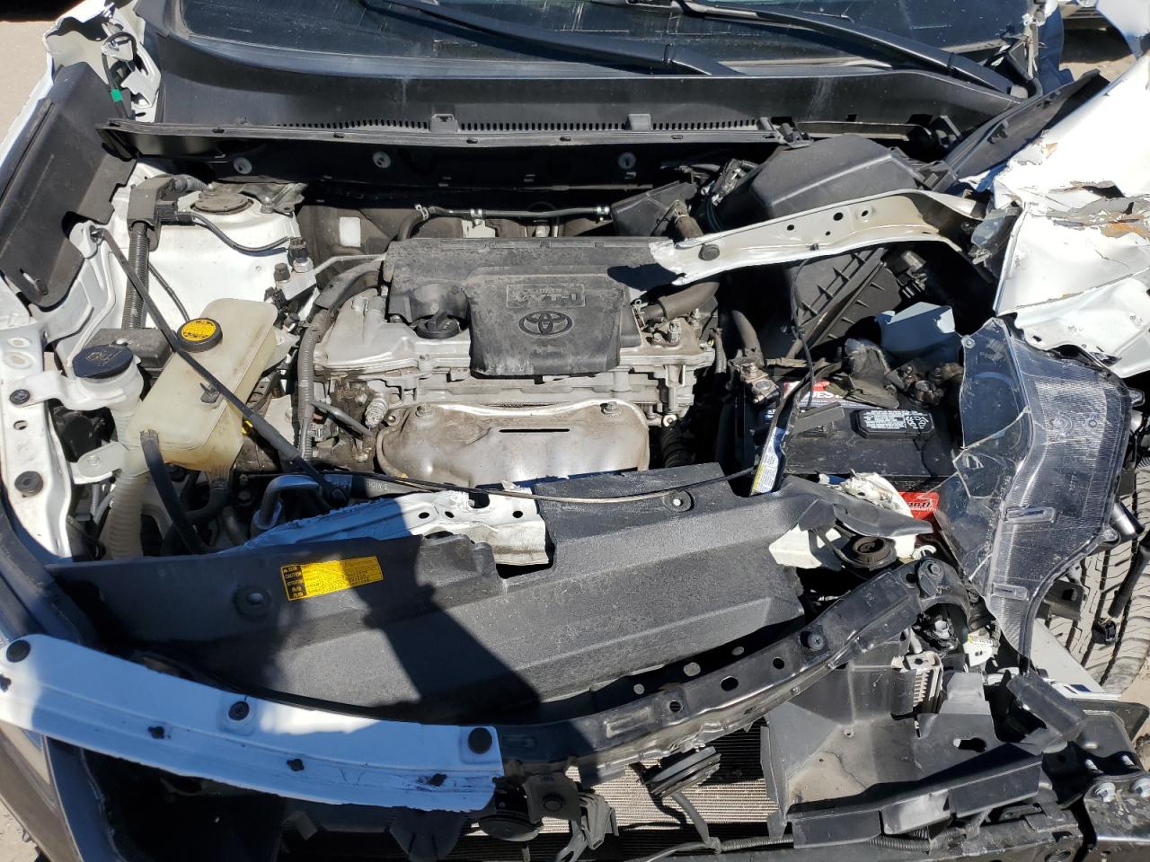 2015 Toyota RAV 4 VIN 2T3YFREV0FW191952 Copart auction photo, front end damage thumbnail 12