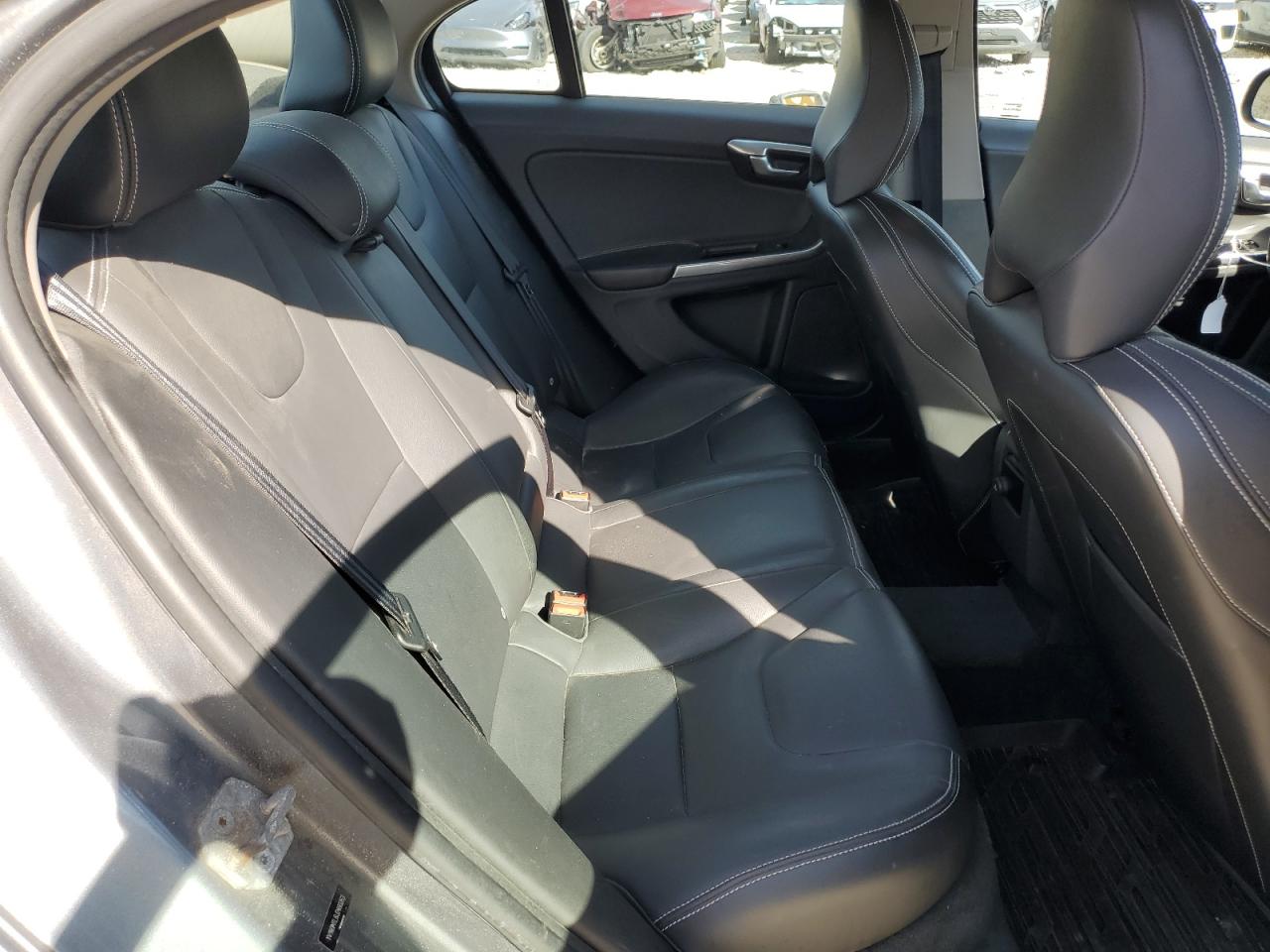 2018 Volvo S60 VIN YV140MTL8J2460263 Copart auction photo, front end / minor dent/scratches damage thumbnail 10