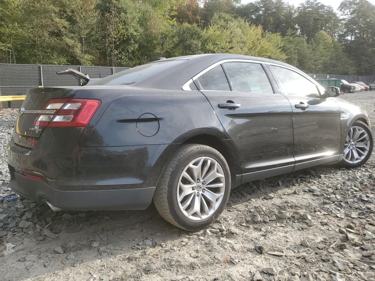 2013 Ford Taurus VIN 1FAHP2F87DG195539 Copart auction photo, front end damage thumbnail 3