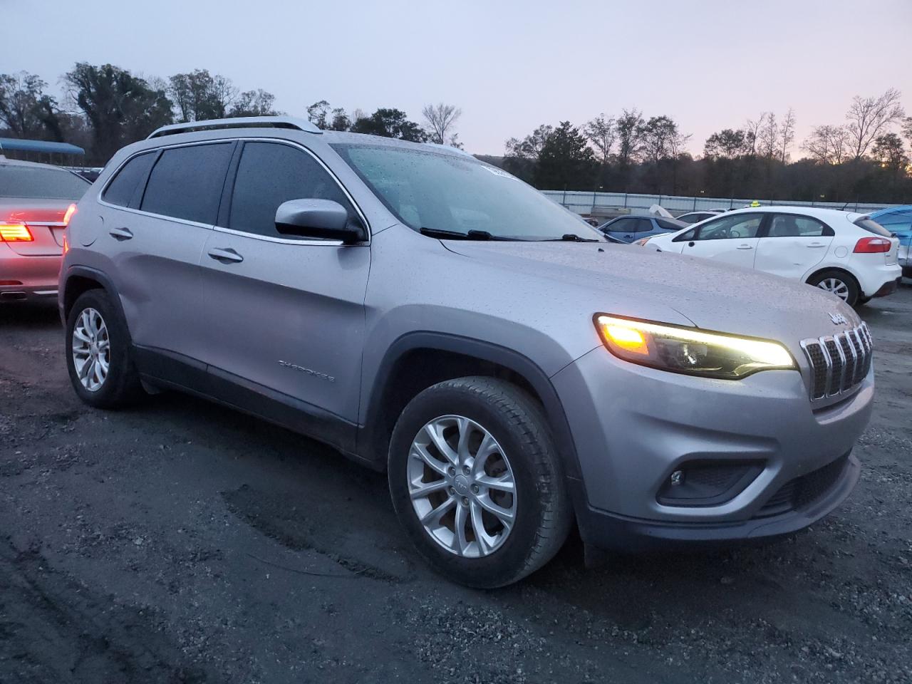 2019 Jeep Grand Cherokee VIN 1C4PJLCB3KD264528 Copart auction photo, side damage thumbnail 4