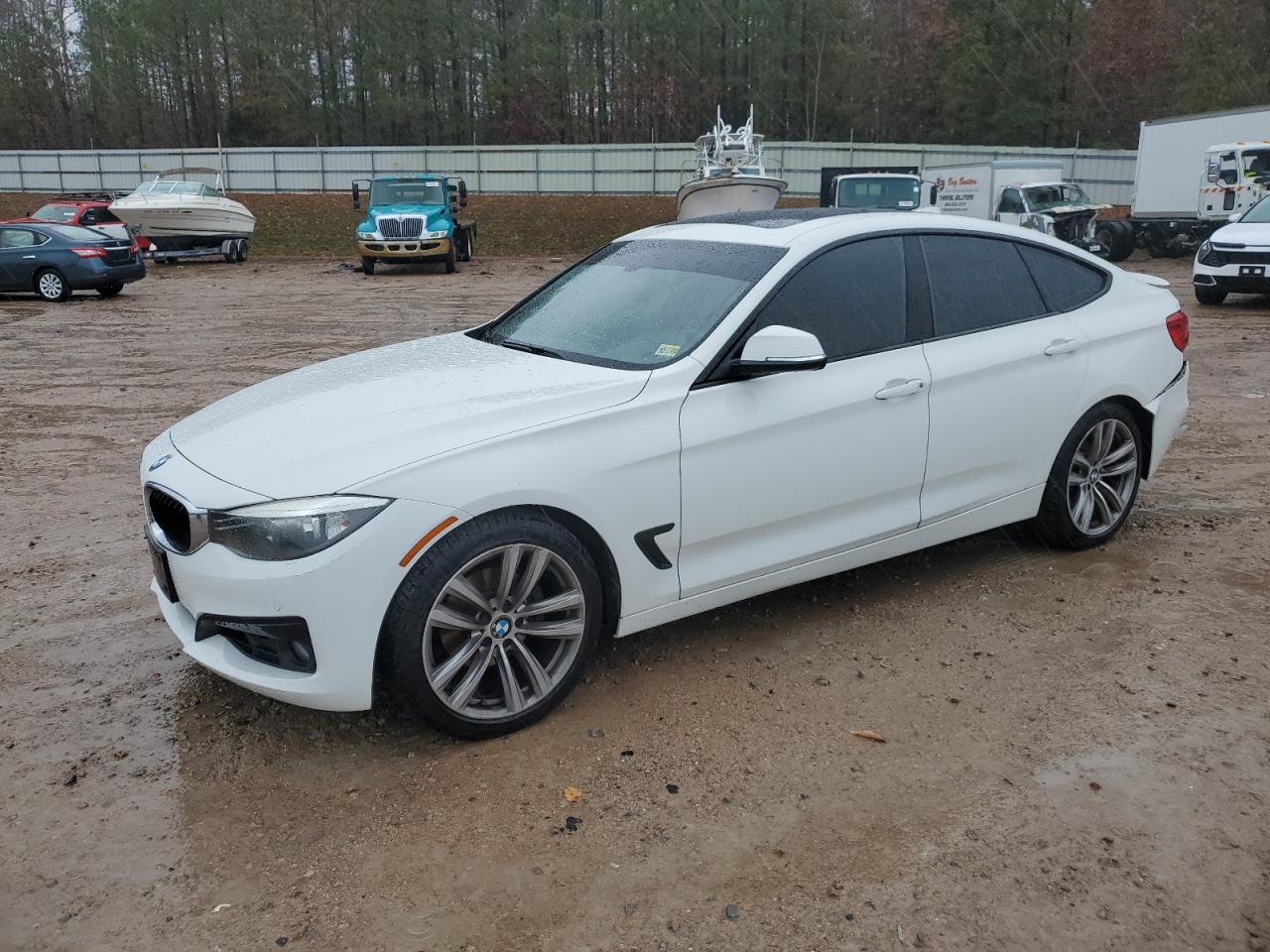 2016 BMW 3er VIN WBA8Z5C55GG500313