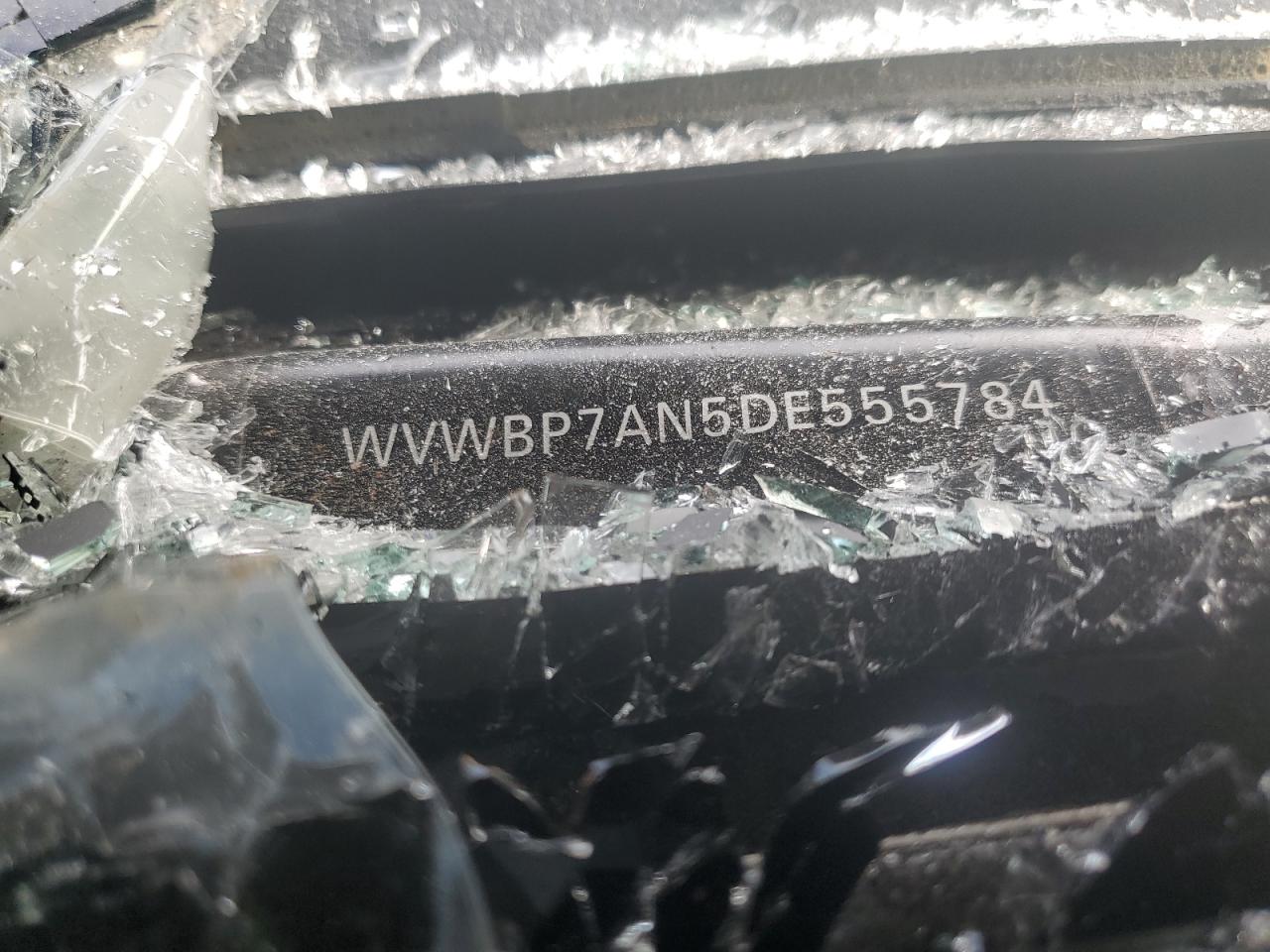 2013 Volkswagen Passat CC VIN WVWBP7AN5DE555784 Copart auction photo, front end / undercarriage damage thumbnail 12