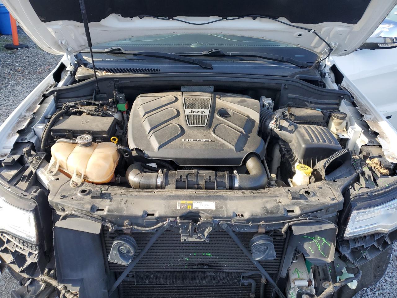 2015 Jeep Grand Cherokee VIN 1C4RJFCM3FC619141 Copart auction photo, front end / minor dent/scratches damage thumbnail 12