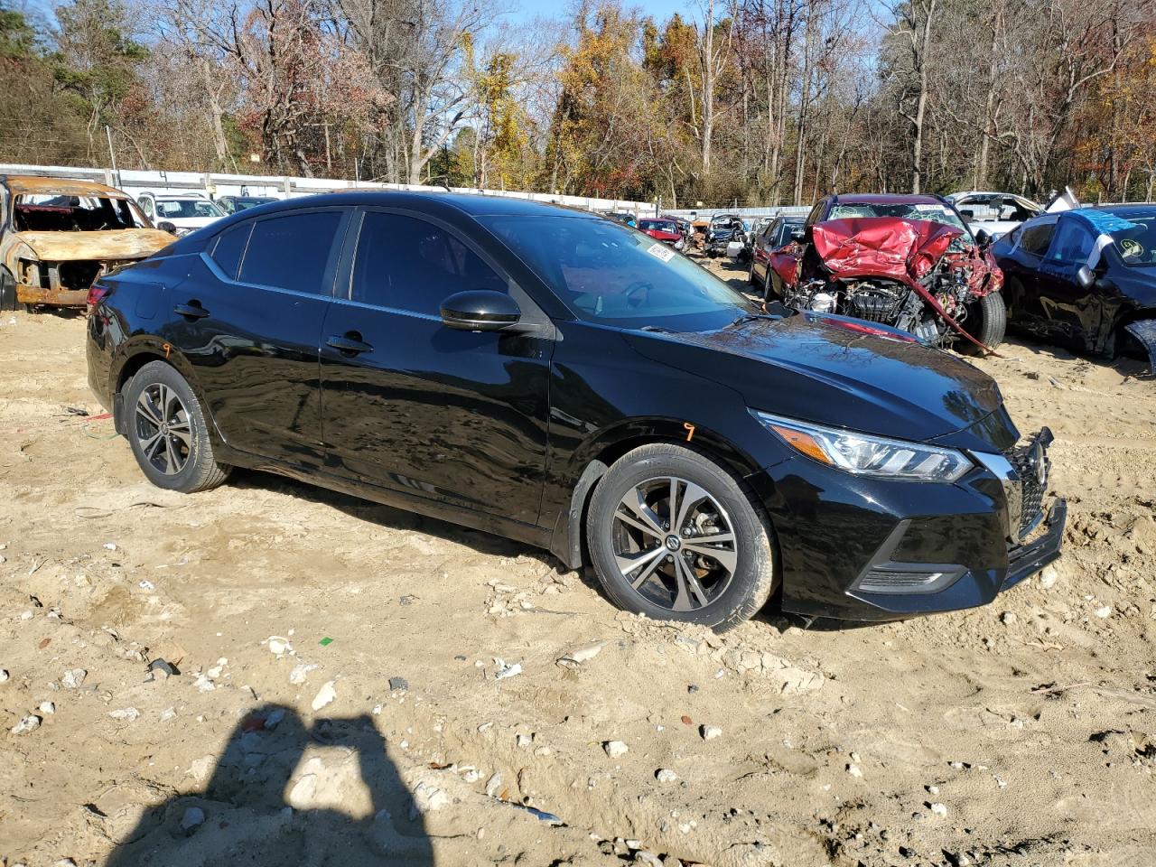 2020 Nissan Sentra VIN 3N1AB8CV3LY304912 Copart auction photo, front end / minor dent/scratches damage thumbnail 4