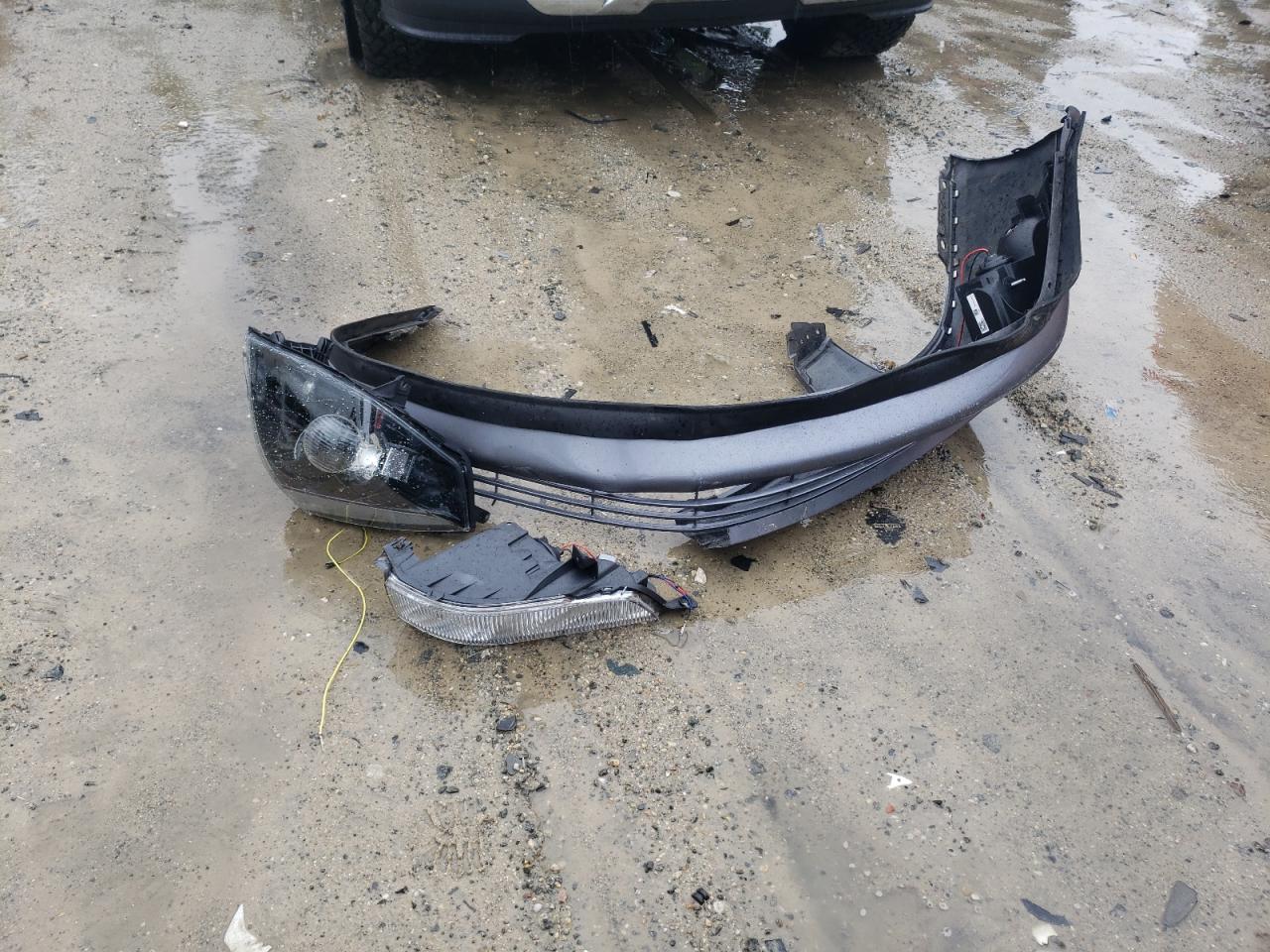 2008 Cadillac DTS VIN 1G6KD57Y28U143643 Copart auction photo, front end damage thumbnail 12