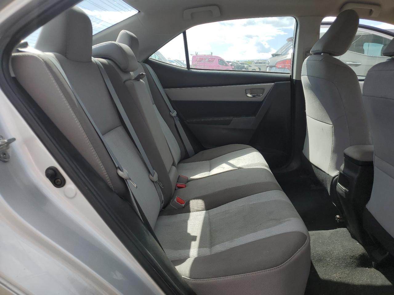 2018 Toyota Corolla VIN 5YFBURHE2JP771066 Copart auction photo, minor dent/scratches damage thumbnail 10