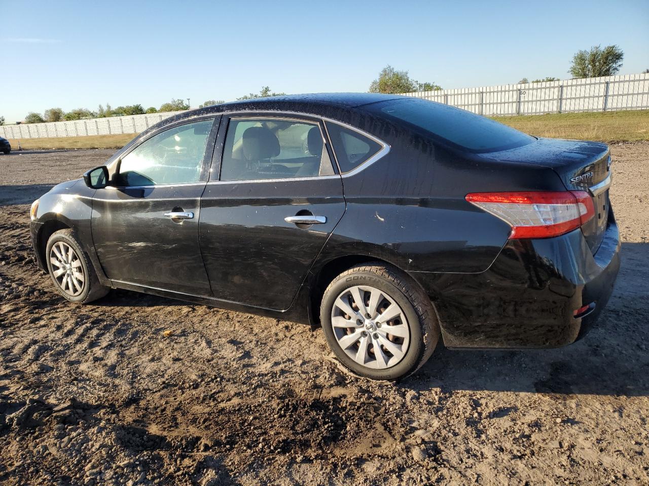 2015 Nissan Sentra VIN 3N1AB7AP5FY248197 Copart auction photo, front end / side damage thumbnail 2