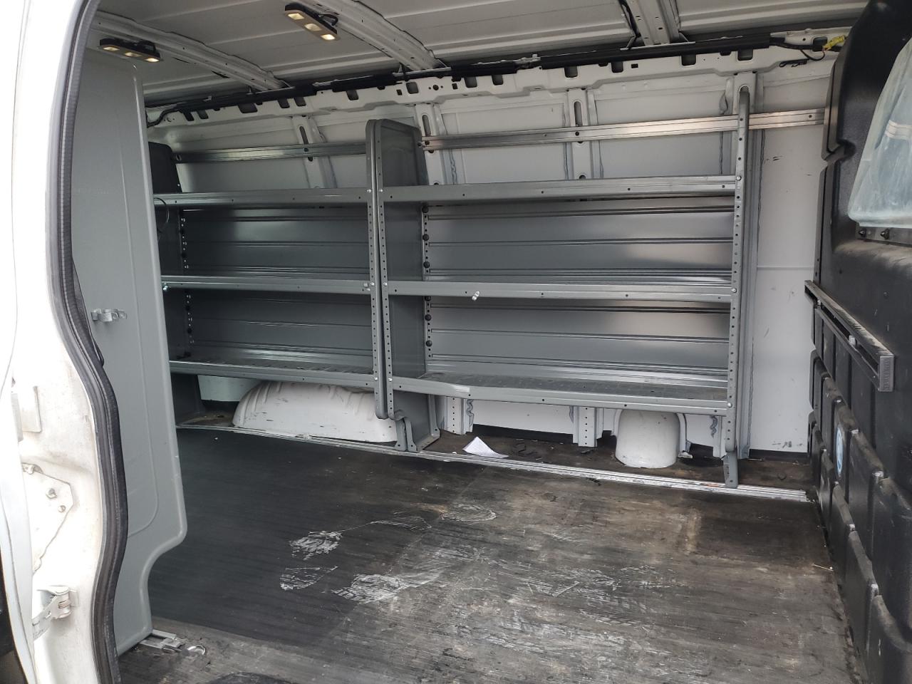 2017 Chevrolet Express VIN 1GCWGAFF1H1114490 Copart auction photo, rear end / side damage thumbnail 11