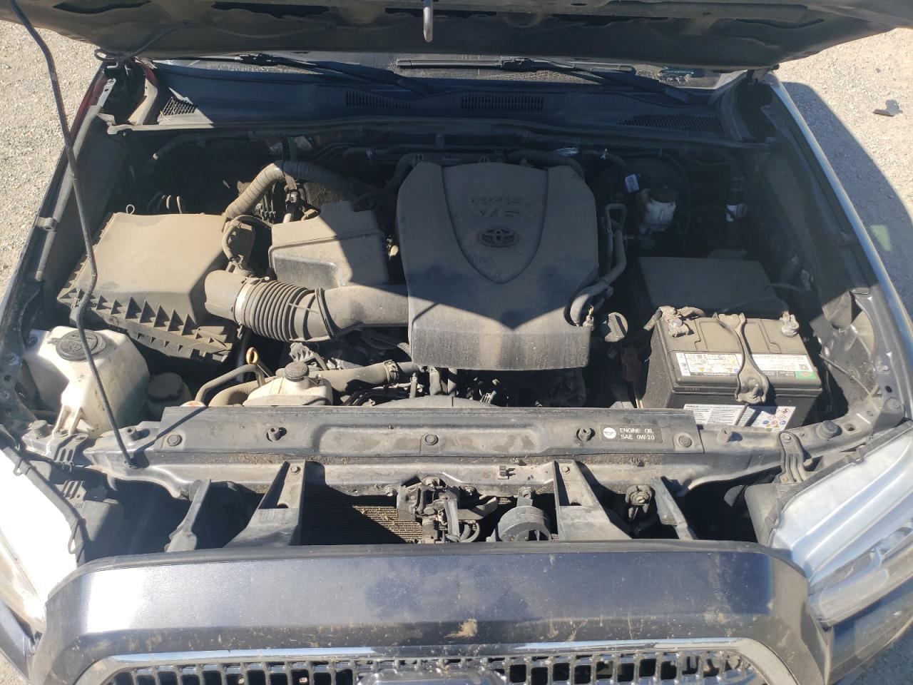 2017 Toyota Tacoma VIN 5TFDZ5BN1HX028227 Copart auction photo, front end / side damage thumbnail 11