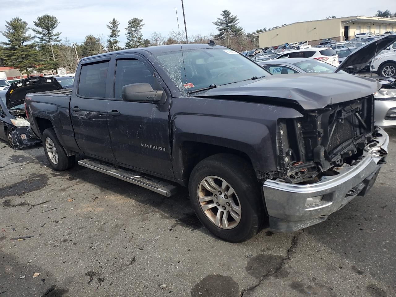 2014 Chevrolet Silverado VIN 1GCUKREC5EF193883 Copart auction photo, front end / minor dent/scratches damage thumbnail 4