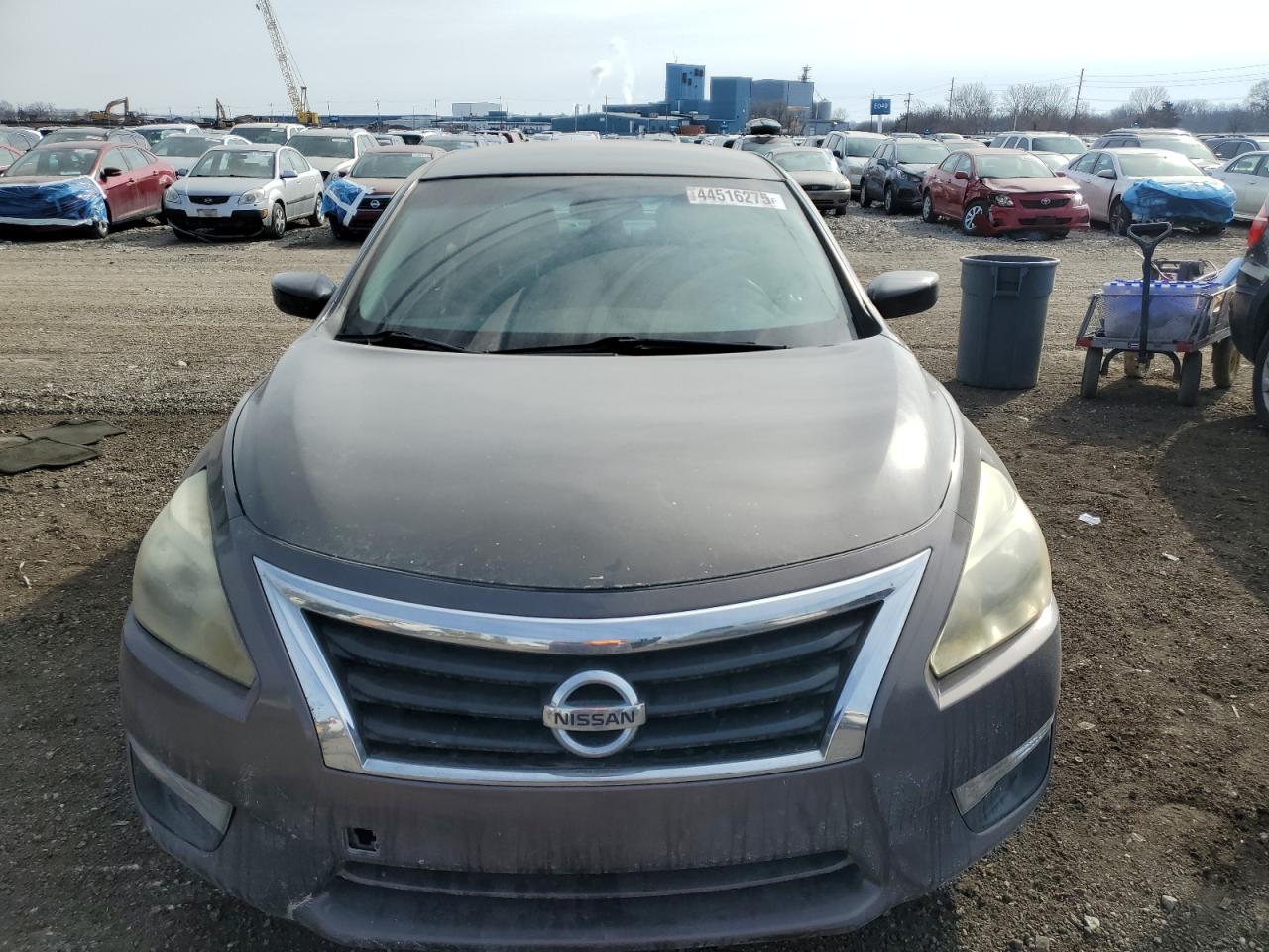 2014 Nissan Altima VIN 1N4AL3AP2EN376532 Copart auction photo, side / front end damage thumbnail 5